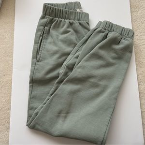 Green a brandy Rosa Sweats